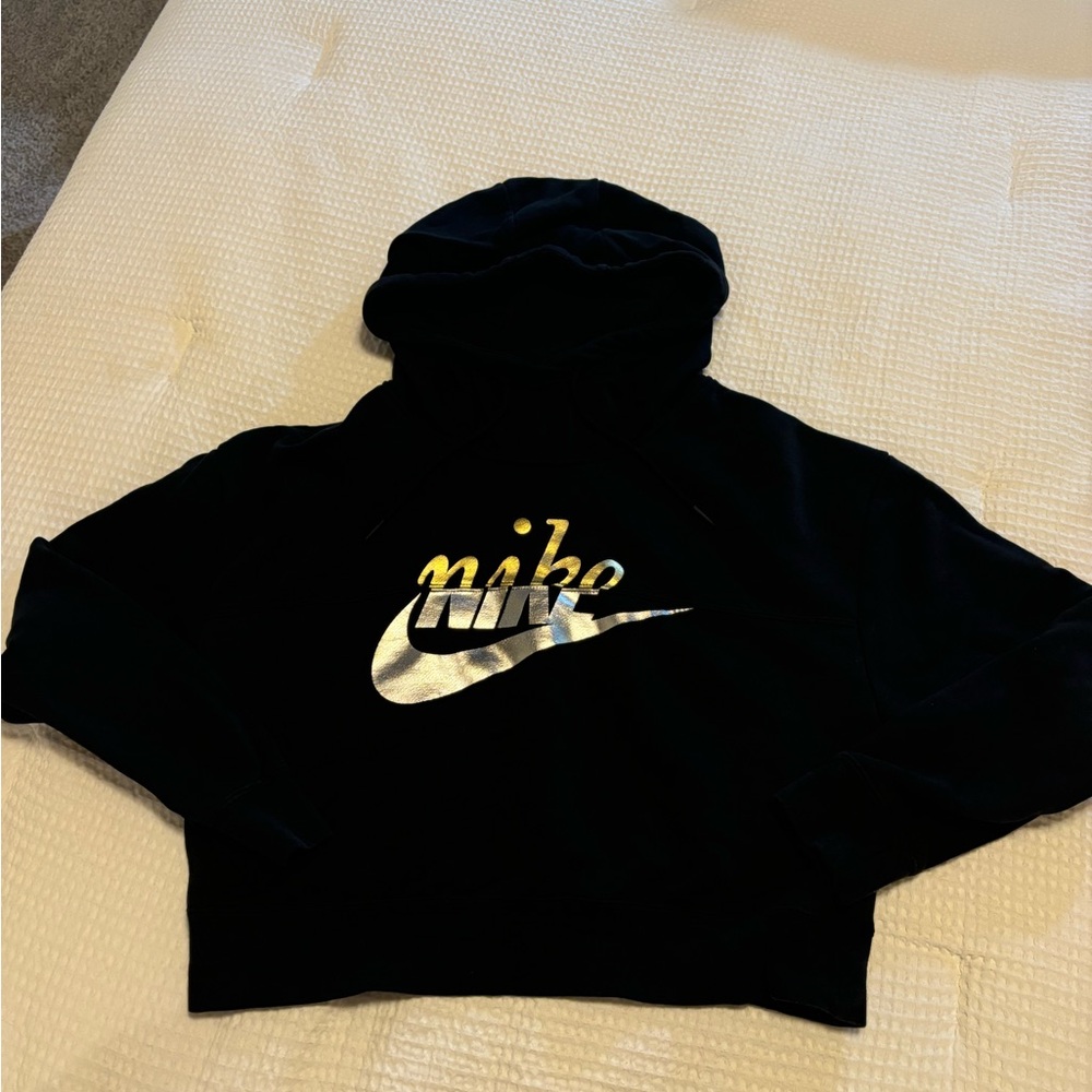 Nike women’s cropped hoodie size xs